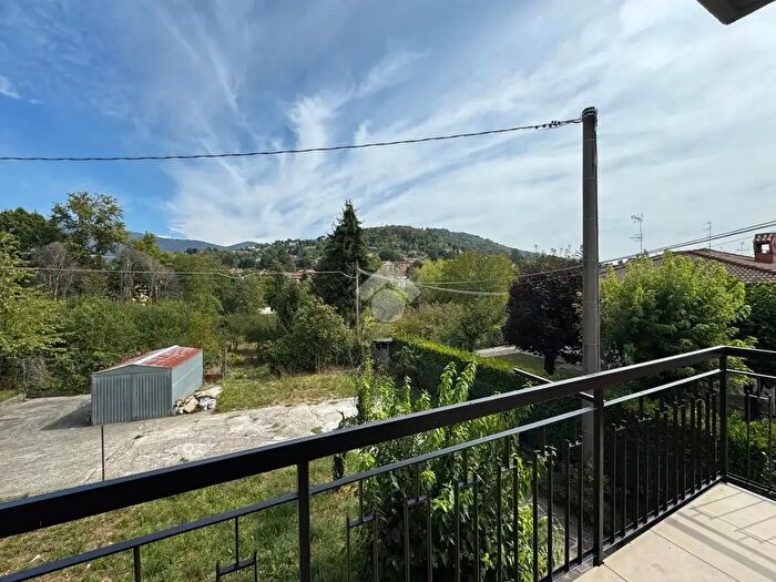Appartamento trilocale in vendita in Via Ramera, Ponteranica