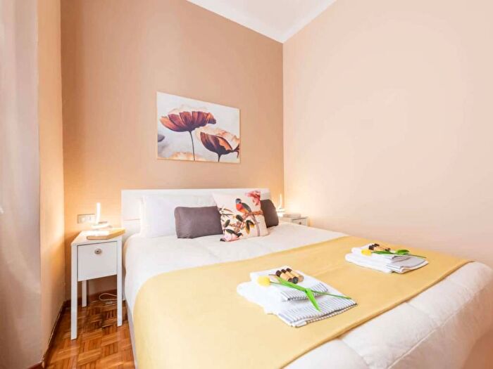 Appartamento trilocale in affitto in Piazzale Carlo Archinto, Isola, Milano