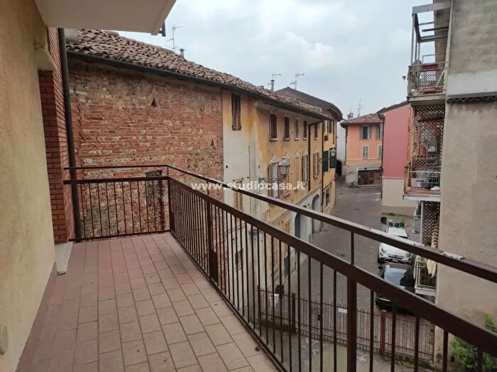 Appartamento trilocale in vendita in Vicolo Scuole Vecchie, Caravaggio