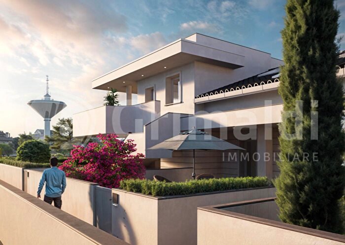 Appartamento trilocale in vendita in Via Pinarella, Cervia