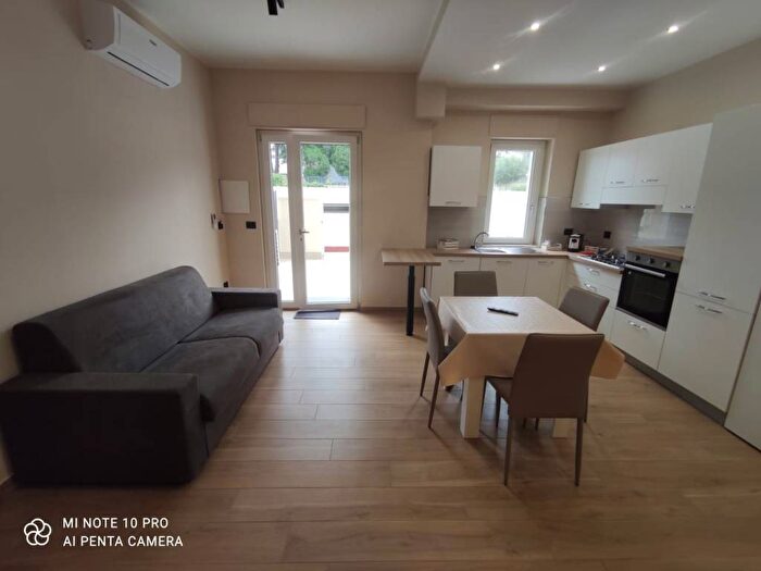 Appartamento monolocale in affitto in Viale della Pace, Centro, Vibo Valentia