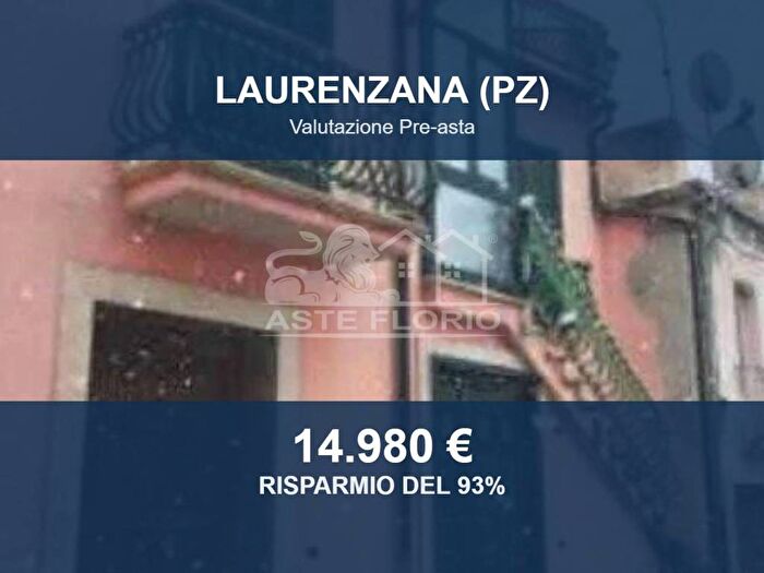 Appartamento con 5 locali in affitto in Strada statale, Laurenzana