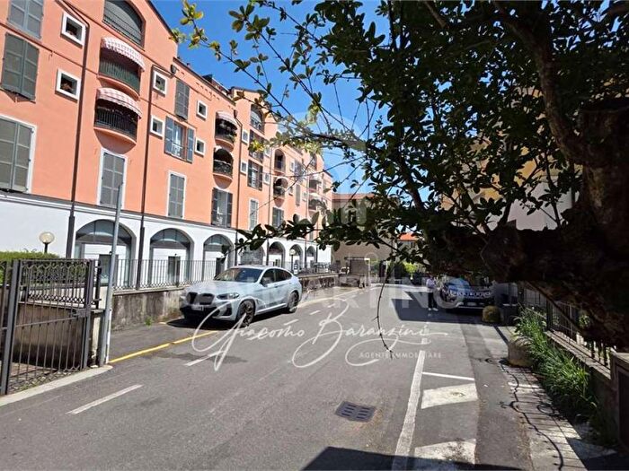 Appartamento bilocale in affitto in Via Indipendenza, Centro, Varese