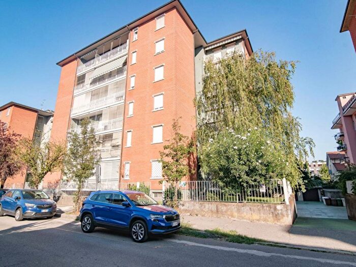 Appartamento trilocale in vendita in Via Galileo Galilei, Centro, Cassano d'Adda