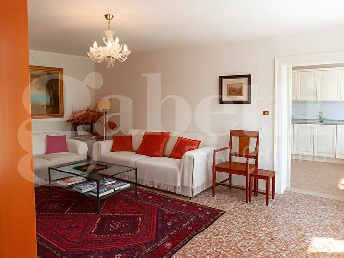 Appartamento con 5 locali in vendita in Castello, Venezia