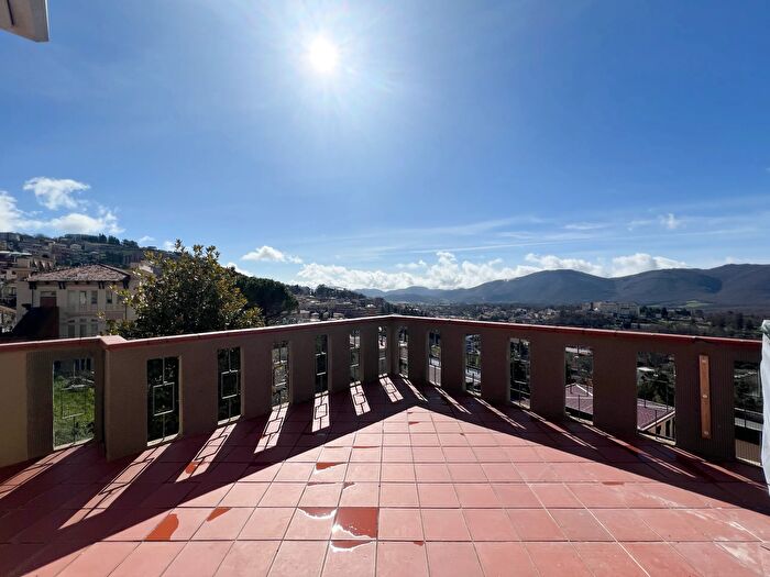 Appartamento quadrilocale in vendita in Via Guglielmo Marconi, Fiuggi