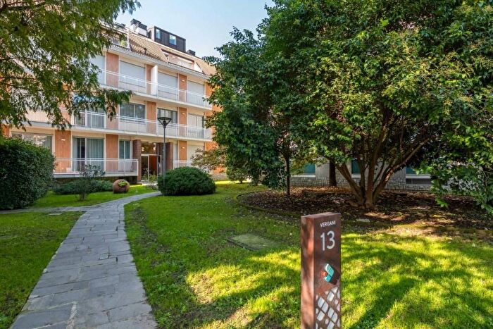 Appartamento quadrilocale in affitto in Via Vergani, Maggiolina, Milano
