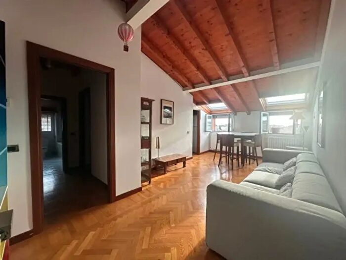 Appartamento trilocale in vendita in Via Mantova, Brescia