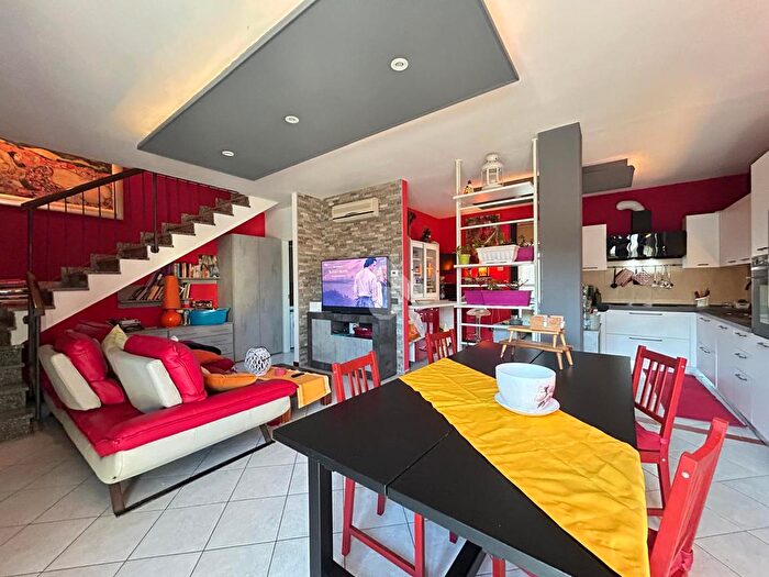 Casa quadrilocale in vendita in Via R Donelli, Fiorenzuola DArda