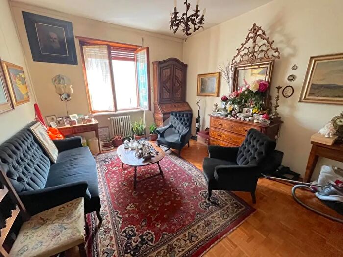 Appartamento con 5 locali in vendita in Via G B Rossi, Pinerolo