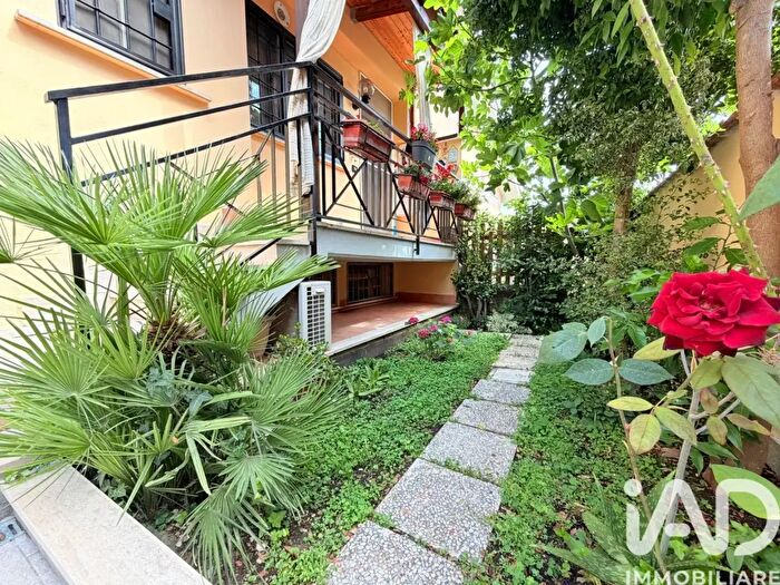 Casa quadrilocale in vendita in Via Alessandro Vellutello, Roma