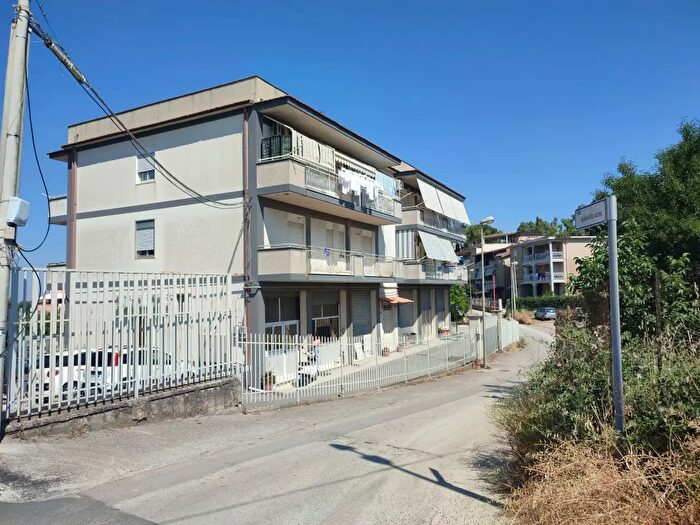 Appartamento con 5 locali in vendita in Via Portella Bifuto, San Cataldo