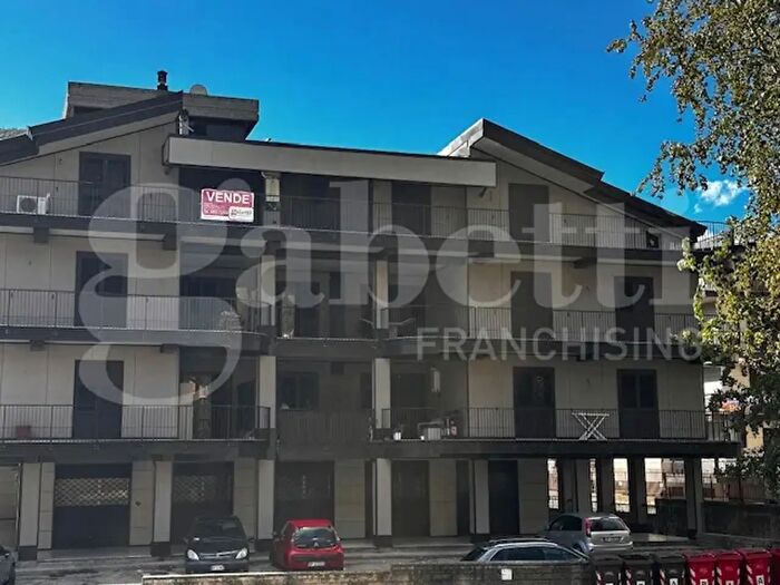 Casa quadrilocale in vendita in Via Taverna Campanile, Monteforte Irpino