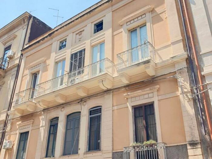 Appartamento bilocale in affitto in Via Firenze, Corso Italia Europa, Catania