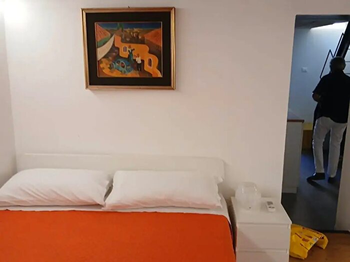 Appartamento con 8 locali in vendita in Catania