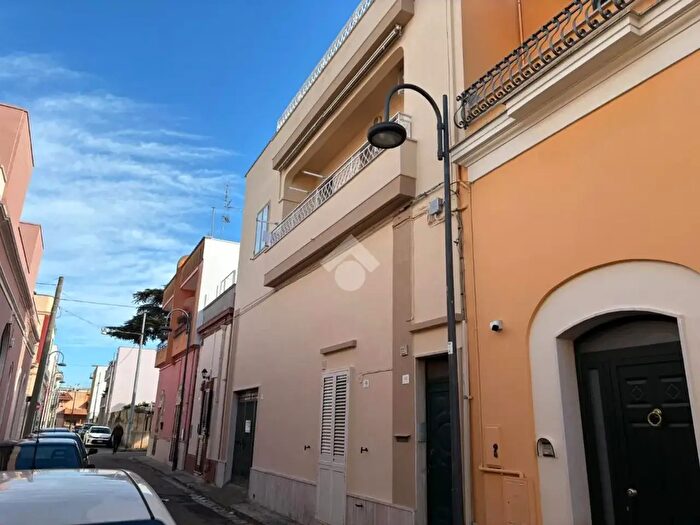 Casa quadrilocale in vendita in Via Battisti, Alezio