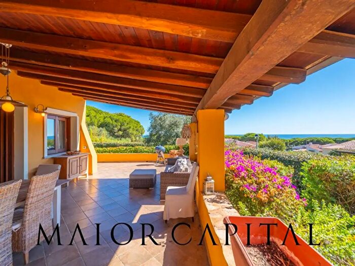 Casa con 5 locali in vendita in Via Platamona, Budoni