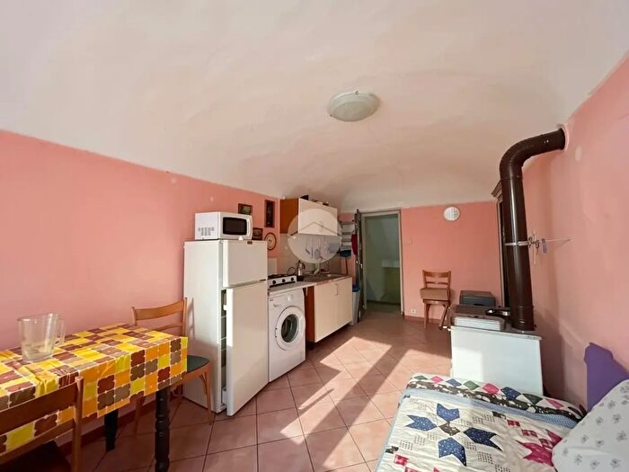 Appartamento trilocale in vendita in Via Roma, Locana