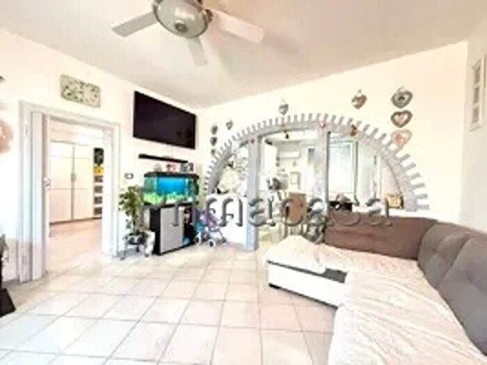 Casa con 8 locali in vendita in Via Roma, Minerbe