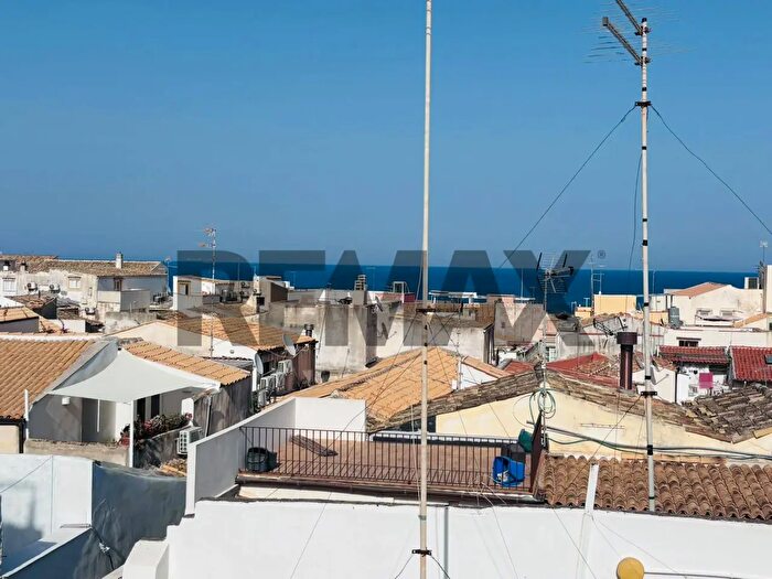 Appartamento quadrilocale in vendita in Mario Minniti, Siracusa