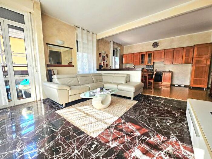 Appartamento con 5 locali in vendita in Via Francesco Baracca, Brescia