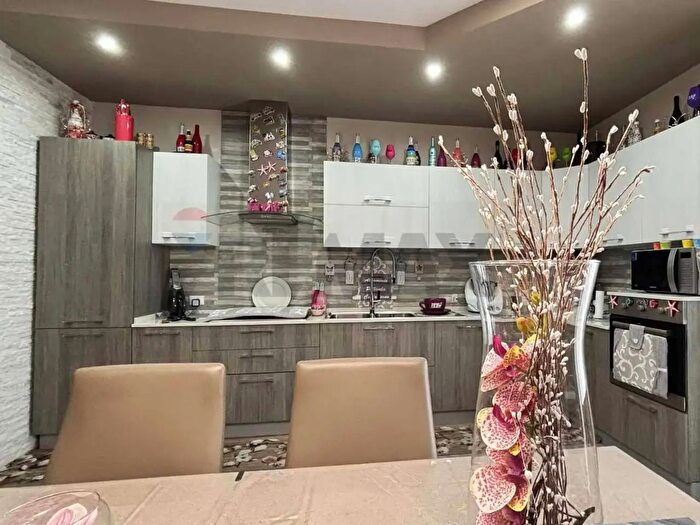 Appartamento quadrilocale in vendita in Via Valletajo, Monreale