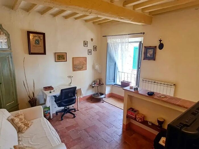 Appartamento trilocale in vendita in Via Luzia, San Casciano Dei Bagni