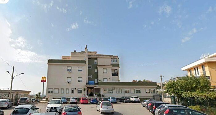 Appartamento con 6 locali in vendita in Via Malta Caltanissetta, Caltanissetta