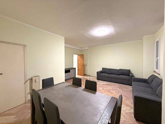 Appartamento con 6 locali in affitto in Corso Giuseppe Mazzini, Viale Vittorio Veneto, Forlì