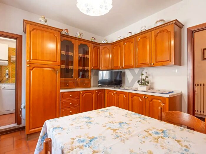 Casa quadrilocale in vendita in Vico del Forno, Villamagna