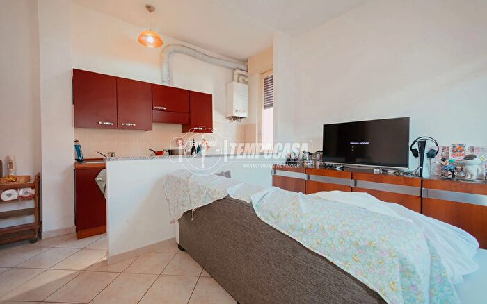 Appartamento bilocale in vendita in Via Risorgimento, Vigevano