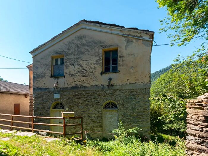 Casa trilocale in vendita in Borgata Bianchi, Brossasco