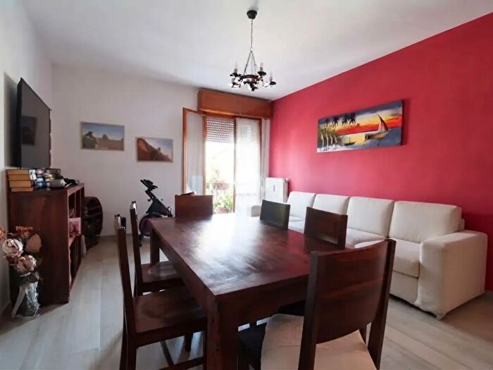Appartamento con 5 locali in vendita in Via Kennedy, Gambettola