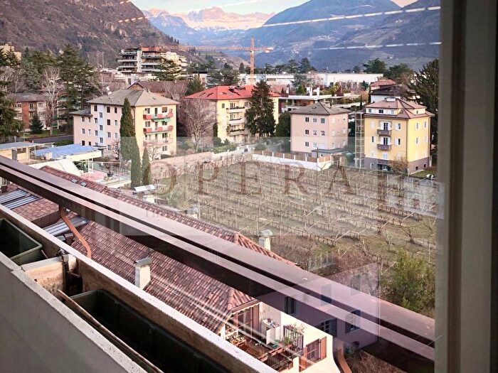 Casa con 5 locali in affitto in via Guncina, Gries San Quirino, Bolzano