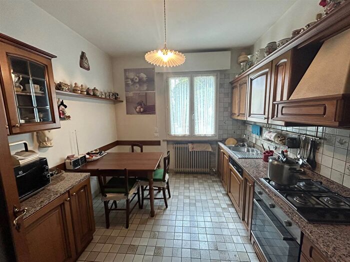 Appartamento con 7 locali in vendita in Treviso, Treviso