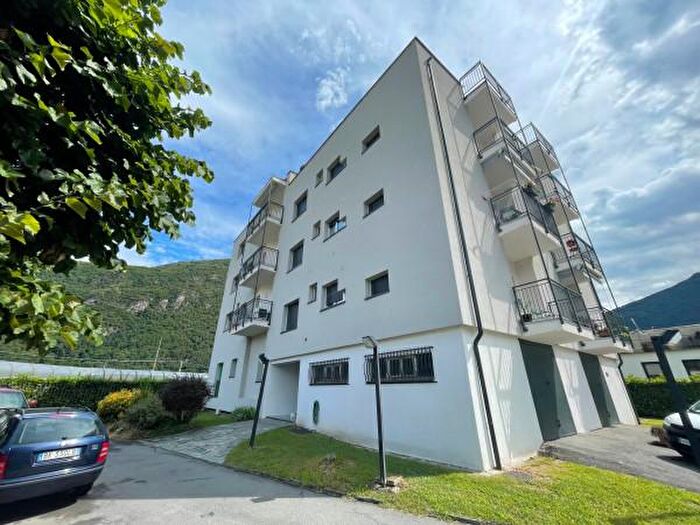 Appartamento trilocale in vendita in Via Stelvio, Talamona