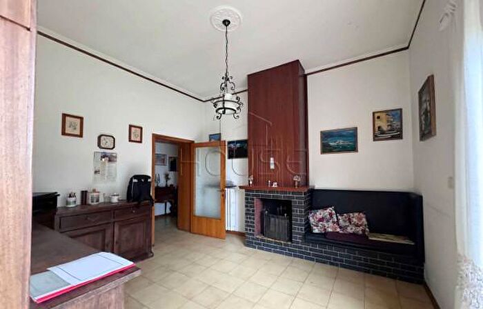 Appartamento quadrilocale in vendita in Via Etruria, Citta Di Castello