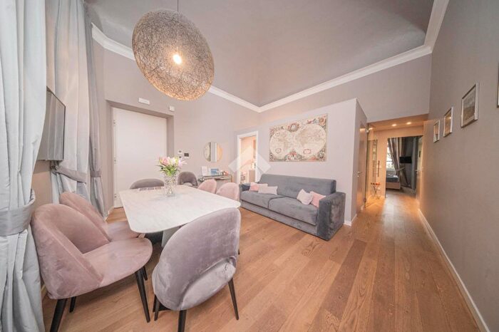 Appartamento quadrilocale in vendita in Via Carlo Alberto, Torino