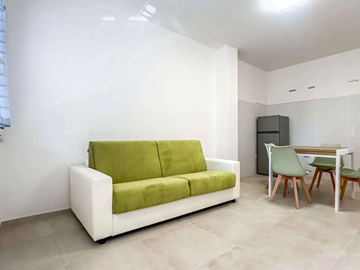 Appartamento bilocale in vendita in Via Abruzzi, Cagliari