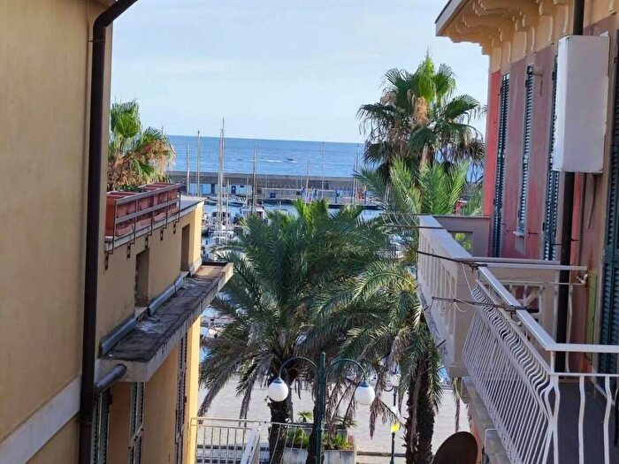 Appartamento bilocale in affitto in Via Premuda, Centro Storico, Chiavari