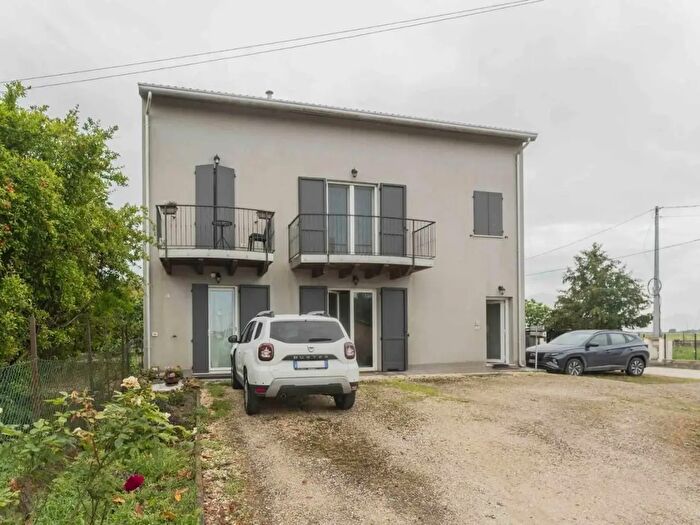 Appartamento trilocale in vendita in Via Pasta, Vigarano Mainarda