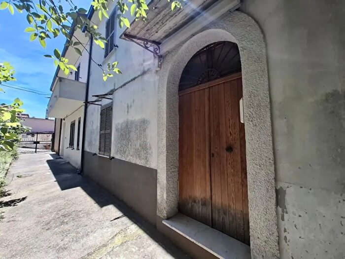 Appartamento bilocale in vendita in Via Guglielmo Marconi Snc, Pescosolido