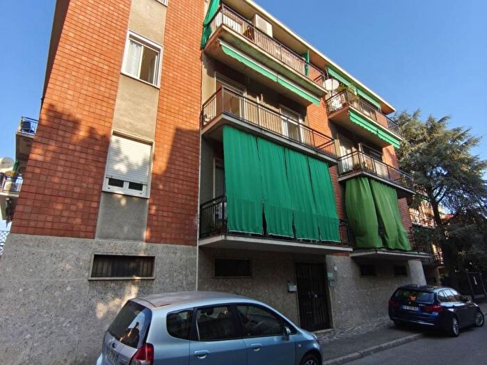 Appartamento trilocale in affitto in Via Pietro Verri, Città Giardino, Pavia