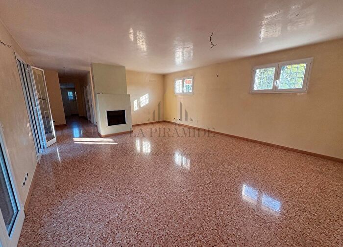 Casa con 7 locali in vendita in San Carlo Arcella Padova Rif, Padova