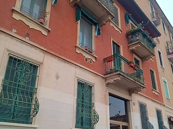 Appartamento trilocale in affitto in Via Giuseppe Edoardo Arimondi, Ghisolfa Mac Mahon, Milano