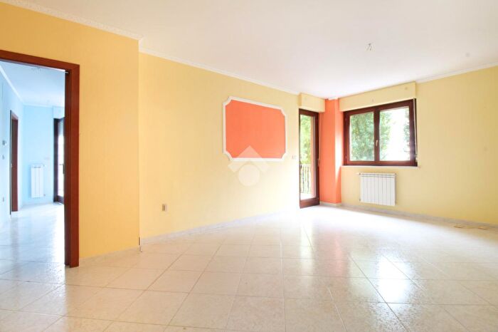 Appartamento quadrilocale in vendita in Via Vestina, Montesilvano