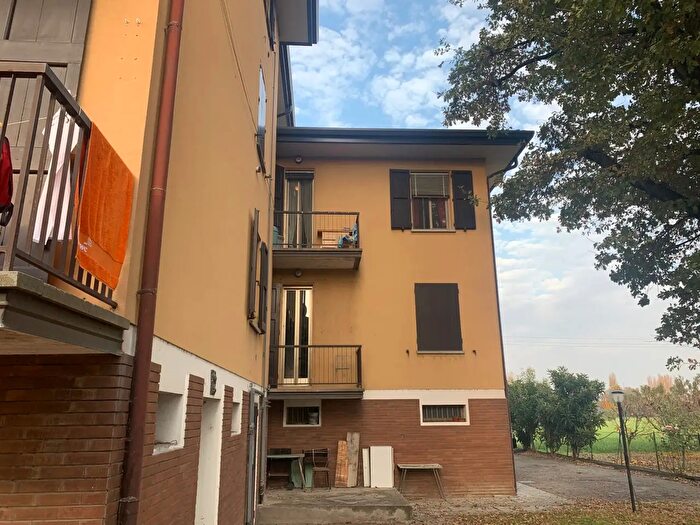 Appartamento quadrilocale in vendita in Via Santa Maria in Duno, Bentivoglio