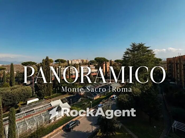 Appartamento con 6 locali in vendita in Via Carlo Giuseppe Bertero, Roma