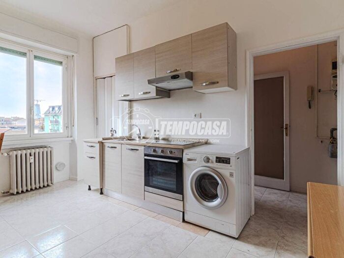 Appartamento monolocale in affitto in Piazza INSUBRIA, Martini Insubria, Milano