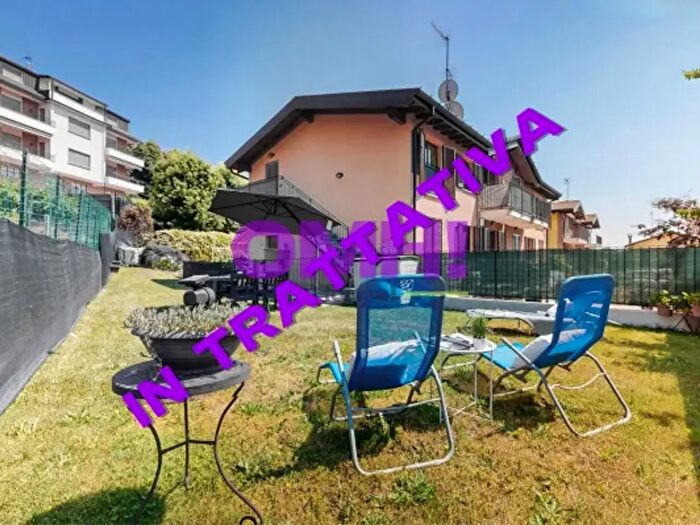 Casa trilocale in vendita in Via Locarno a, Sumirago